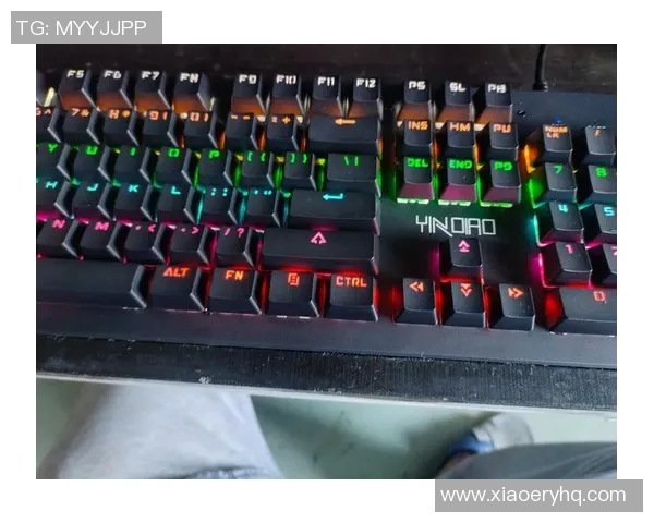 和平精英装备选购指南:适合玩家的机械键盘推荐与评测 和平精英装备选购指南:适合玩家的机械键盘推荐与评测