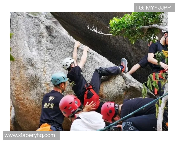 攀岩精神:深入探访上海攀岩队的拼搏与成长之路 攀岩精神:深入探访上海攀岩队的拼搏与成长之路