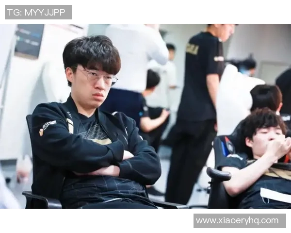 TES在Major赛中的灵活战术运用与团队协作分析 TES在Major赛中的灵活战术运用与团队协作分析